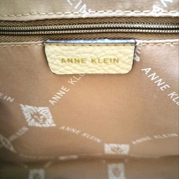 New, Anne Klein tote bag color oatmeal - Picture 4 of 8